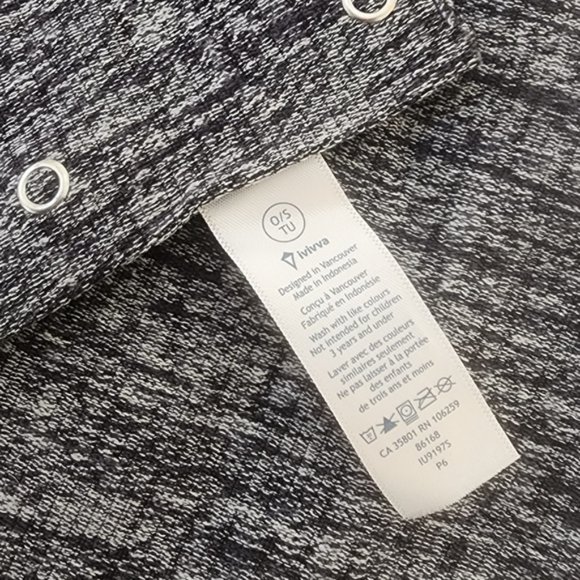 Ivivva by Lululemon Neck Scarf Wrap | Black & White static EUC 👌 - Picture 2 of 3